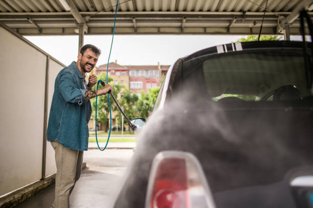 Best Garage Pressure Washing  in Sunnyside, CA